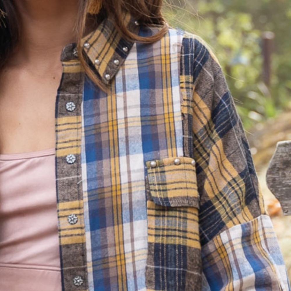 1️⃣ Small Left. Mixed plaid shirt by POL - Picture 3 of 3